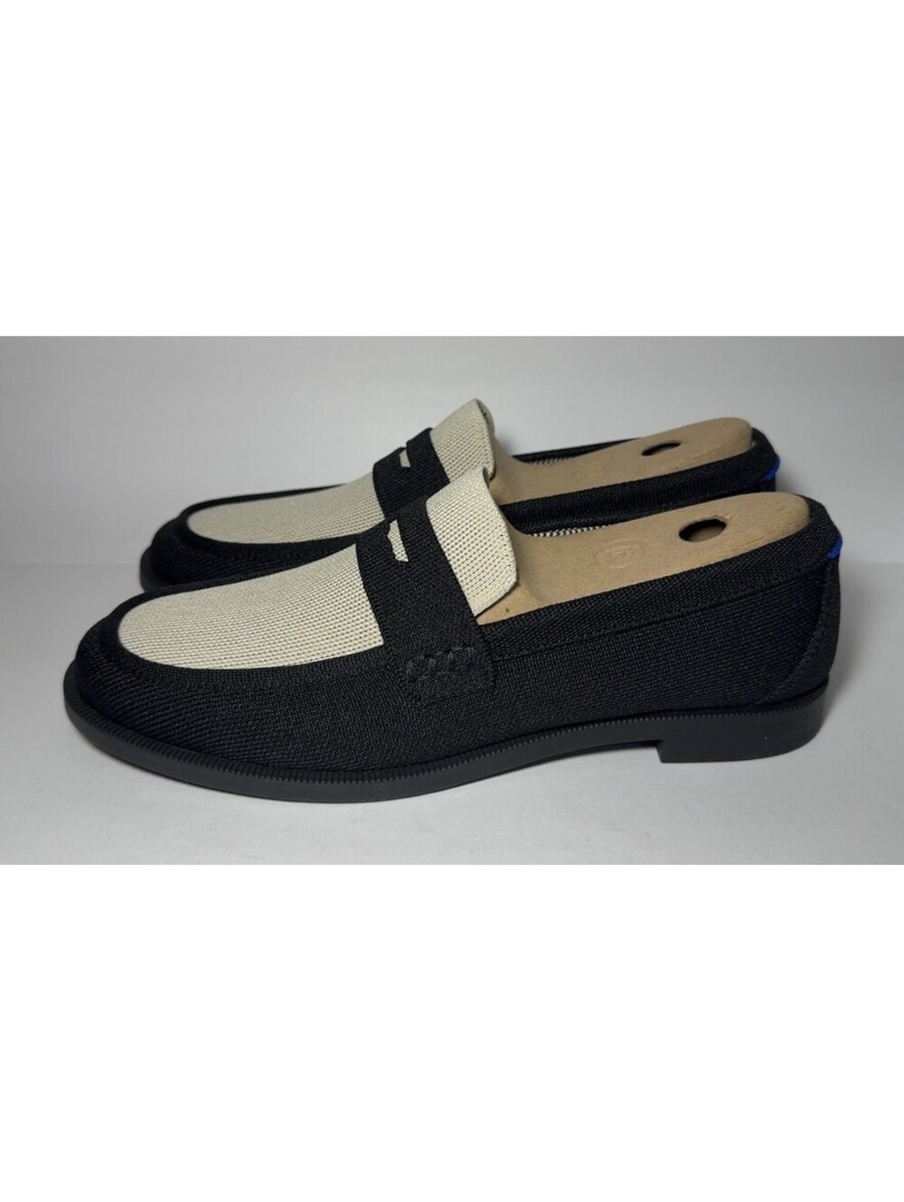 Rothy's The Penny Loafer Tux Knit Shoes Black Cream Women's Size 9.5 359-011